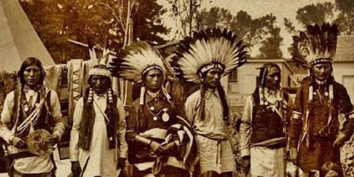 What Happened to the Apache Tribe?: The History of the Apache Nation