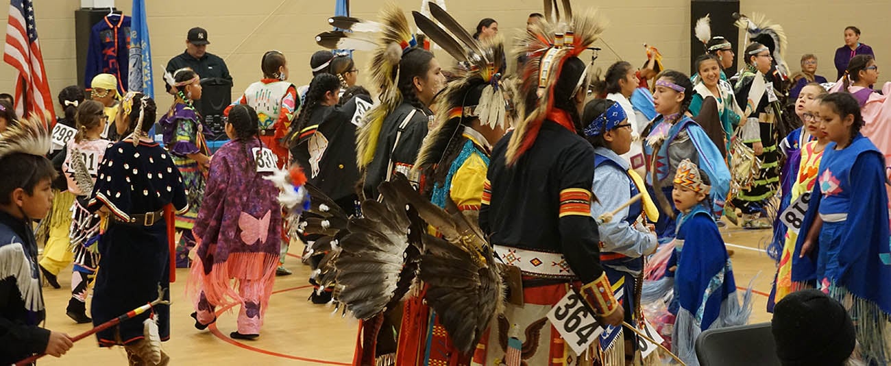 native_hope_powwow_crowd.jpg